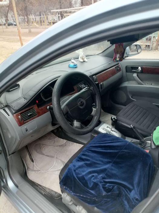 Ласетти сотилади