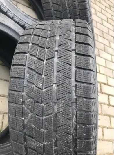 Шины зимние 2шт. 215,60,17. 215/60/ r17
