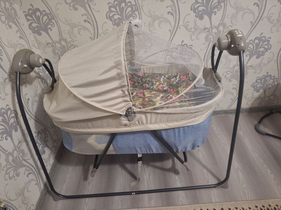 Качели колибел сотилади