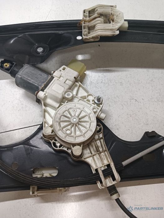 Macara geam electric  dreapta fata BMW 3 V E90 2004 - 2012, BMW X1 I E84 2009 - 2015 6927028 6927028