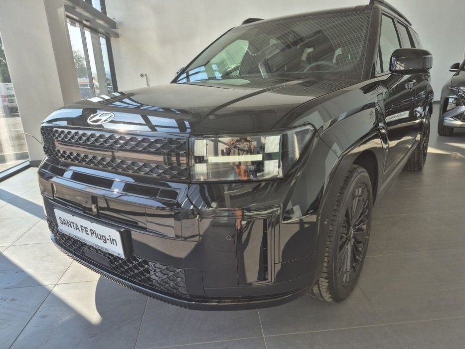 Hyundai Santa Fe Hyundai SANTA FE 1.6T-GDi 252CP HYBRID PLUG-IN 4WD 6AT Calligraphy