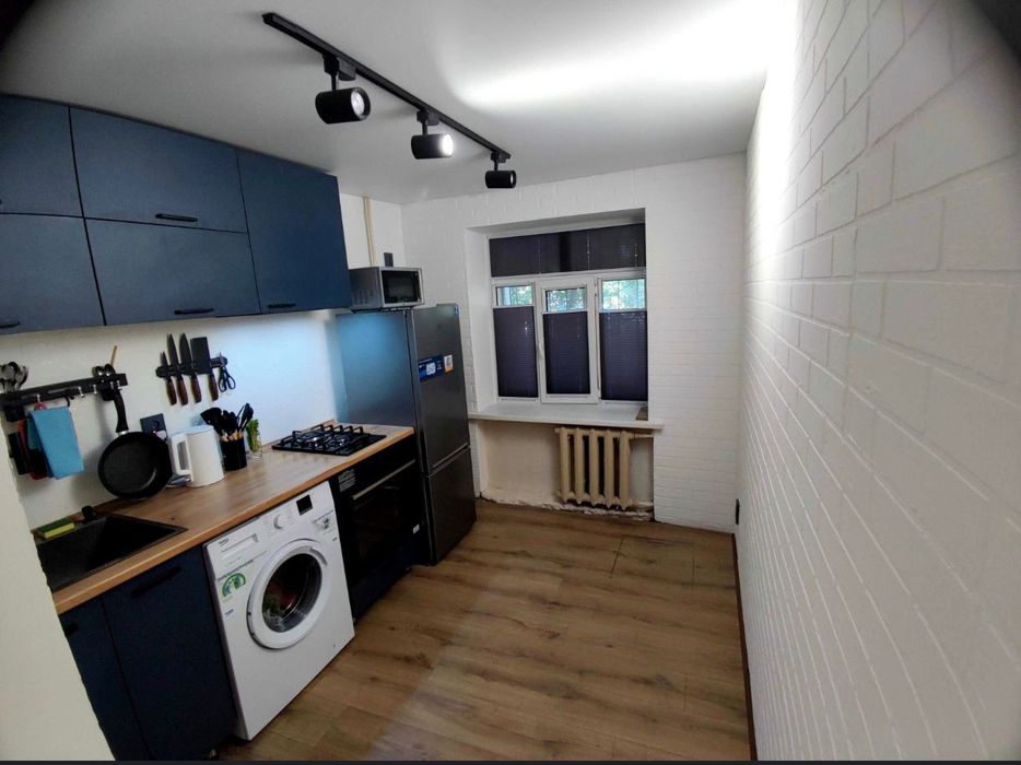 Продаётся 1/1/4 на м-в Ялангач