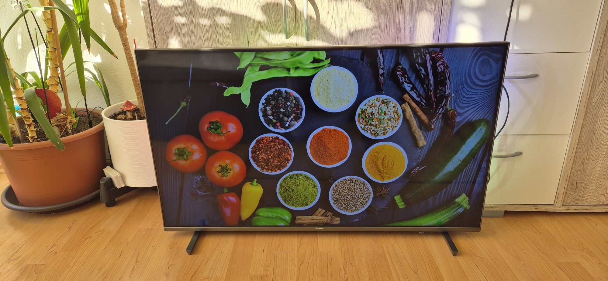 Philips 43PUS7906/12 Android, Ambilight, 4k, UltraHD, Smart, WiFi,