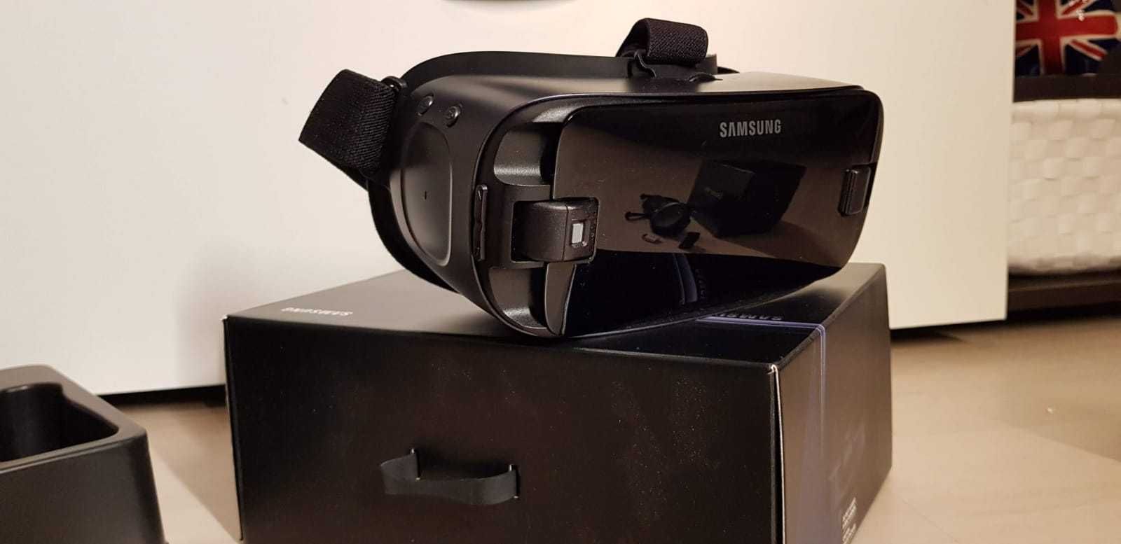 Ochelari VR Samsung Oculus + Telecomanda / Realitate virtuala