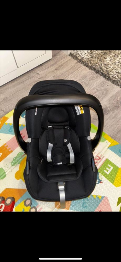 scoica auto Maxi Cosi Cabriofix i-size cu centura testată Adac