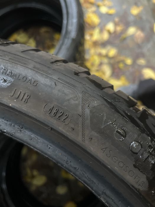 255 40 21 Goodyear Vector 4 Season / Vulcanizare Non Stop