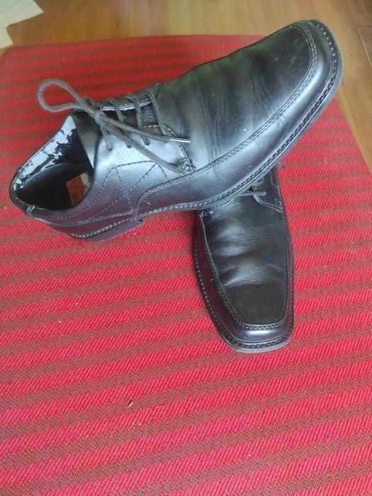 Pantofi din piele numărul 43