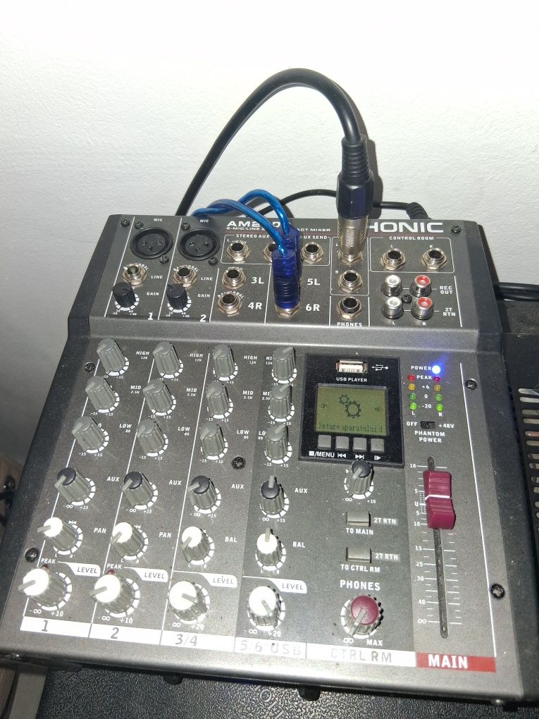 Vand boxa  cu mixer