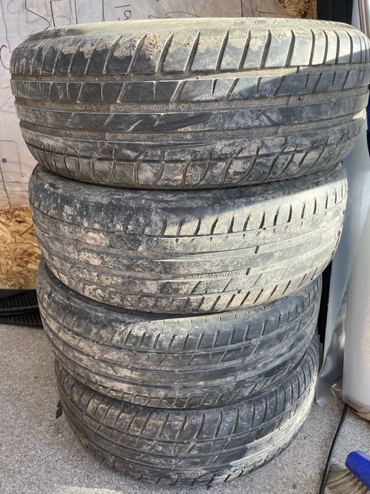 Шины летний. Комплект 205/65R15