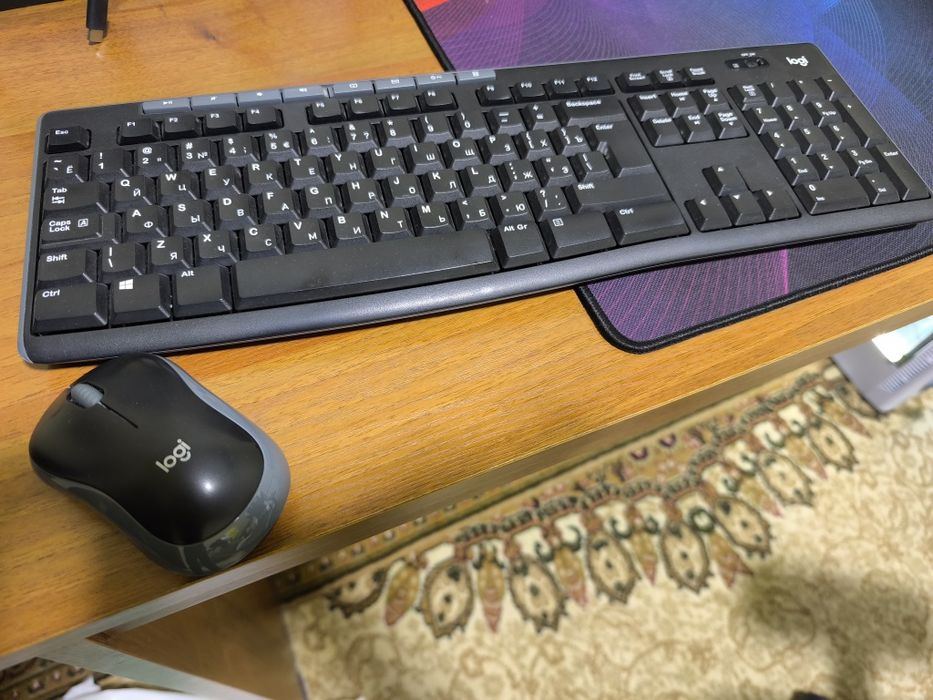 Клавиатура и мышка Logi (wireless)