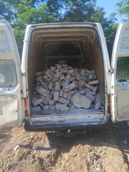 Ridicăm moloz defrișări mobilă regips curăție totală 24/7 seriozitate/