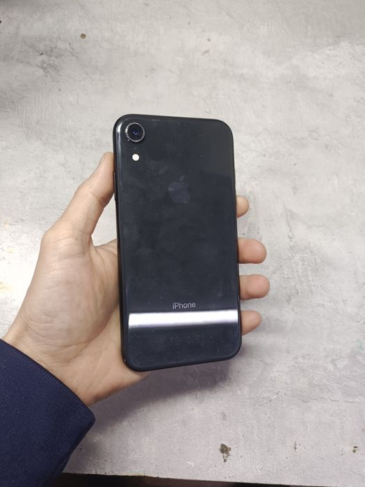 iPhone XR 128g Face ID работает