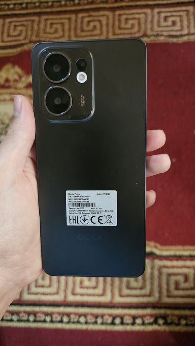 Oppo Reno 13F Telefoni