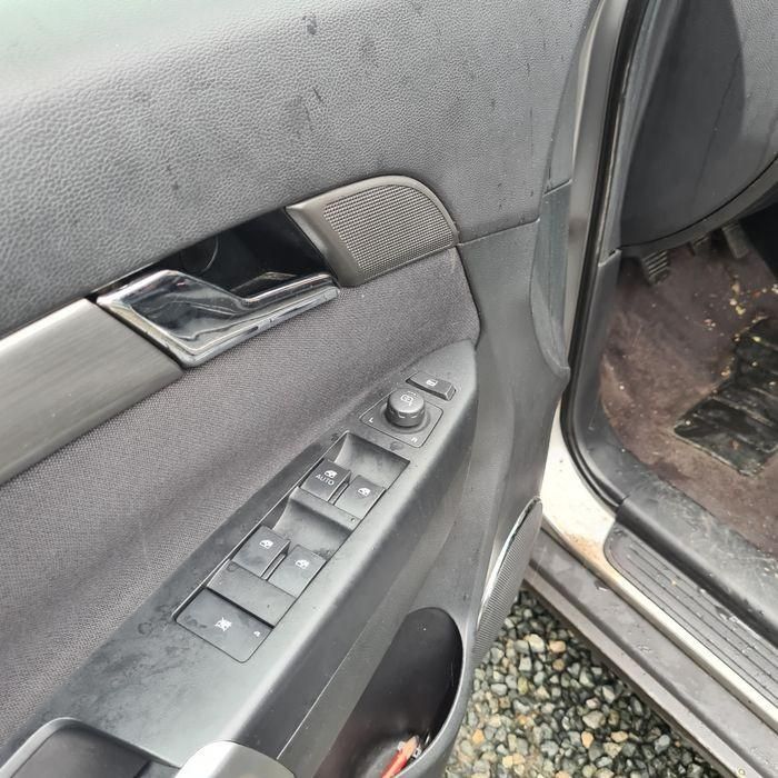 Dezmembrez gri argintiu 2.0 cdti Euro 4 / 5+1 T Opel Antara