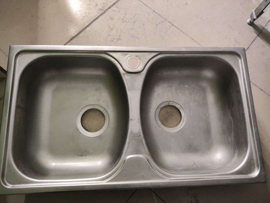 Продам раковину срочно