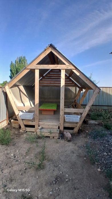 Продам топчан из дерево недорого