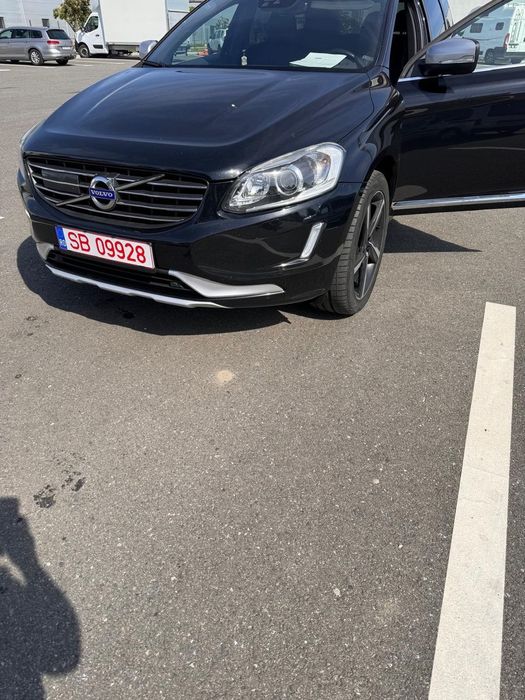 Volvo XC 60 Vând Volvo XC60, an fabricație 2016, in stare foarte bună.