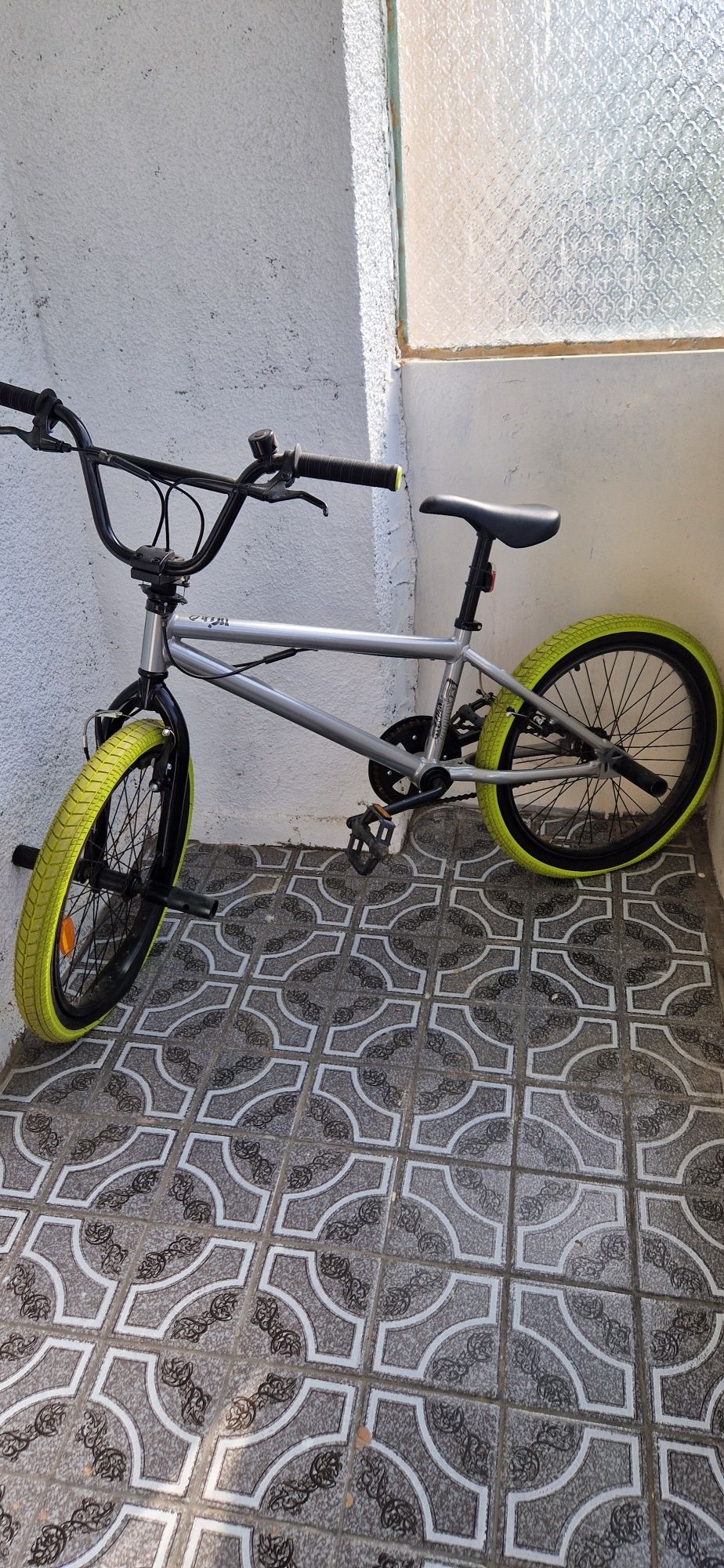 Bmx de sarituri  stare perfecta