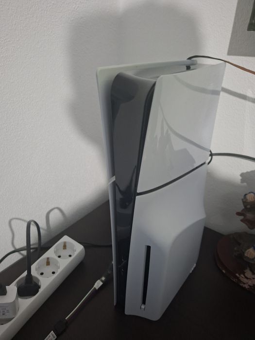 Vând ps5 +2 manete +jocuri