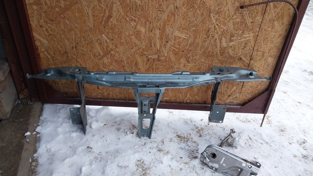 Продам телевизор от Ауди б3 в отличном состояний