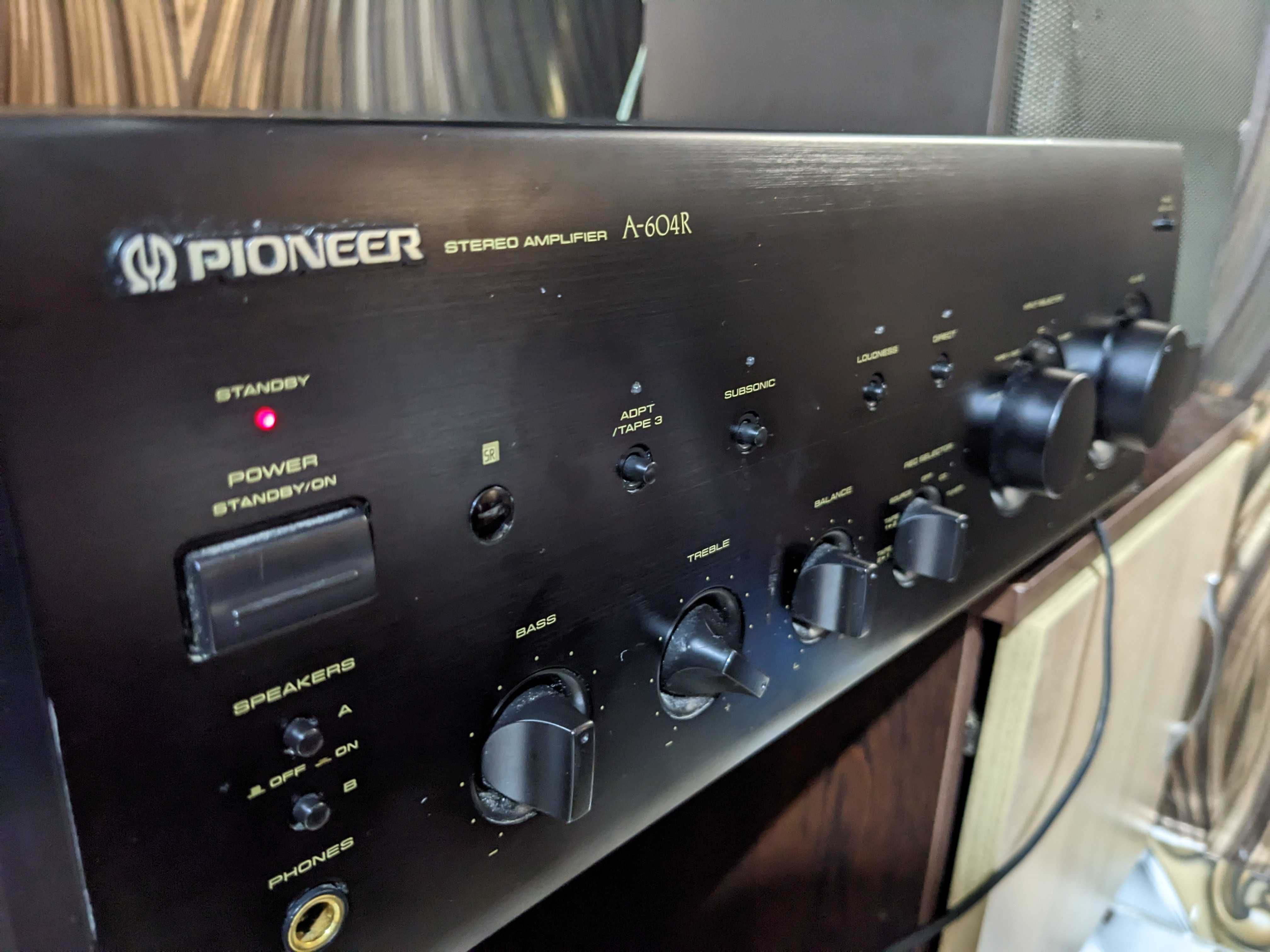 Pioneer a604r amplifer