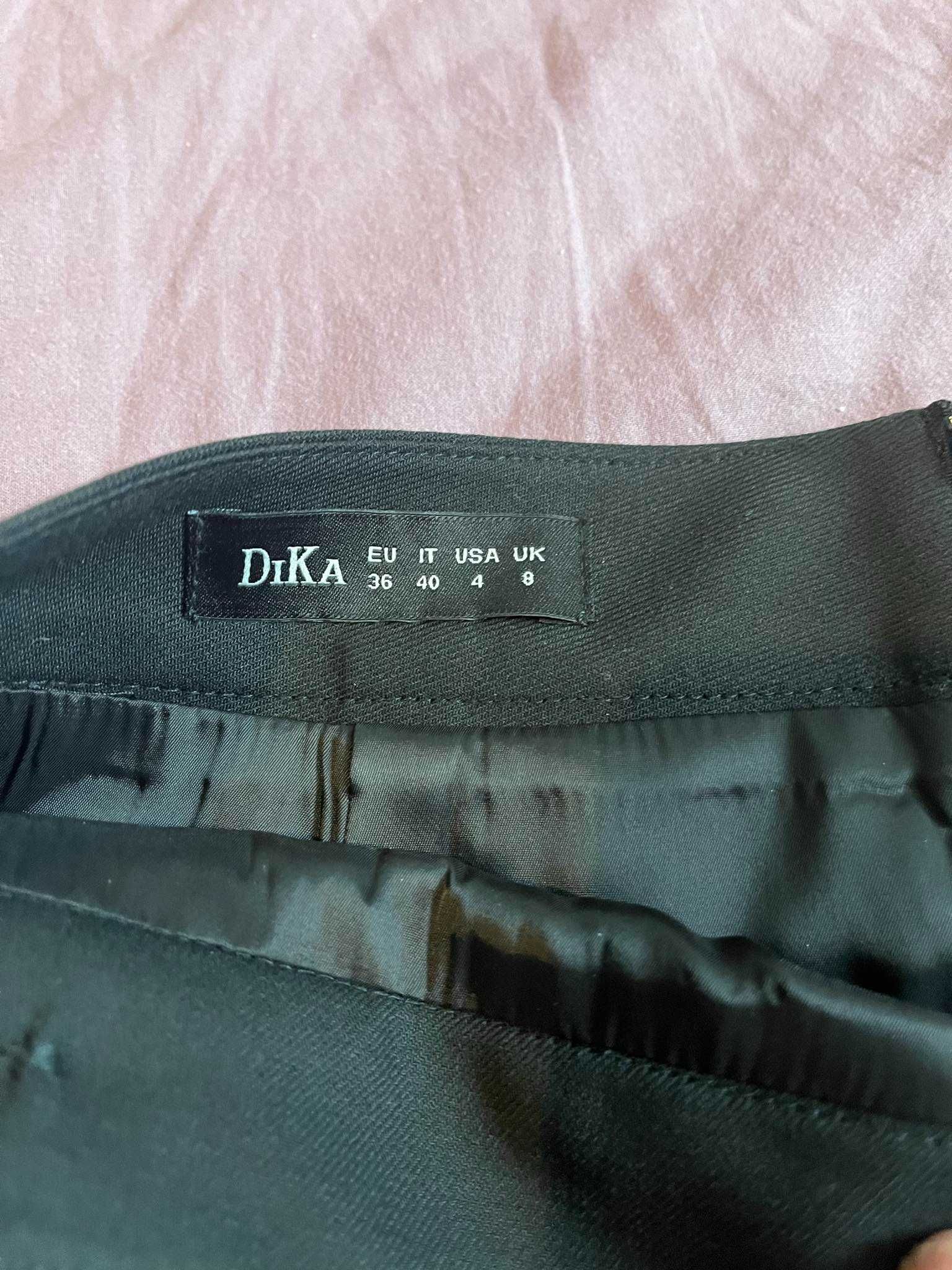 Сако и пола Dika Дика
