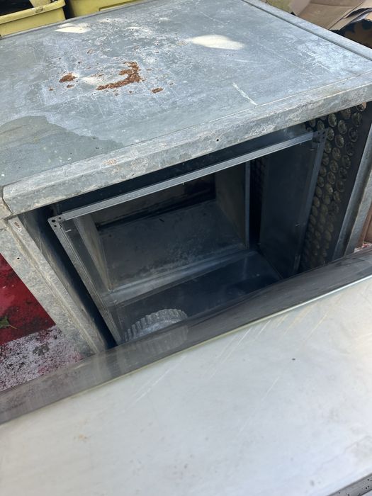 Utilaje ventilație cabină vopsitorie auto cu motor și filtre