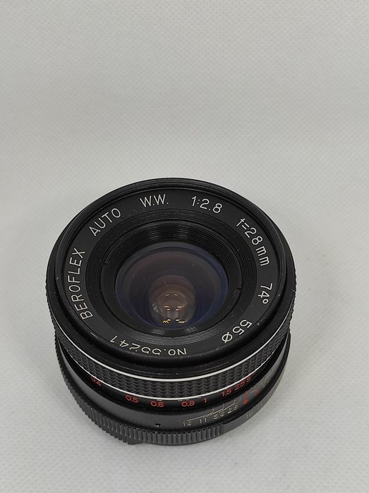Beroflex 28mm. F2.8. m42