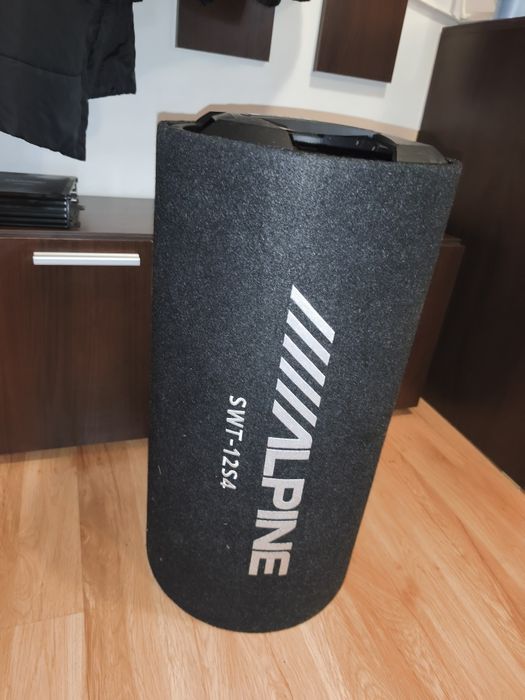 Vând incinta subwoofer