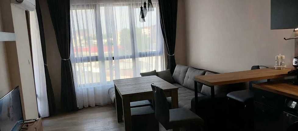 Дава се под наем Тристаен апартамент в Пловдив, Гагарин - 80 кв.м за 375 € - Снимка #1