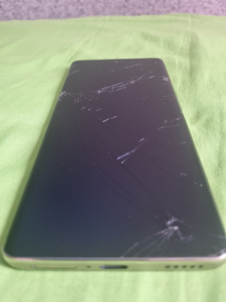 Продам honor x9b