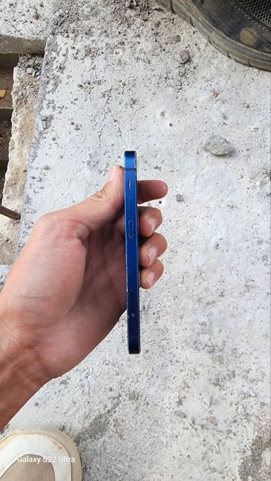 Iphone 12 mini..