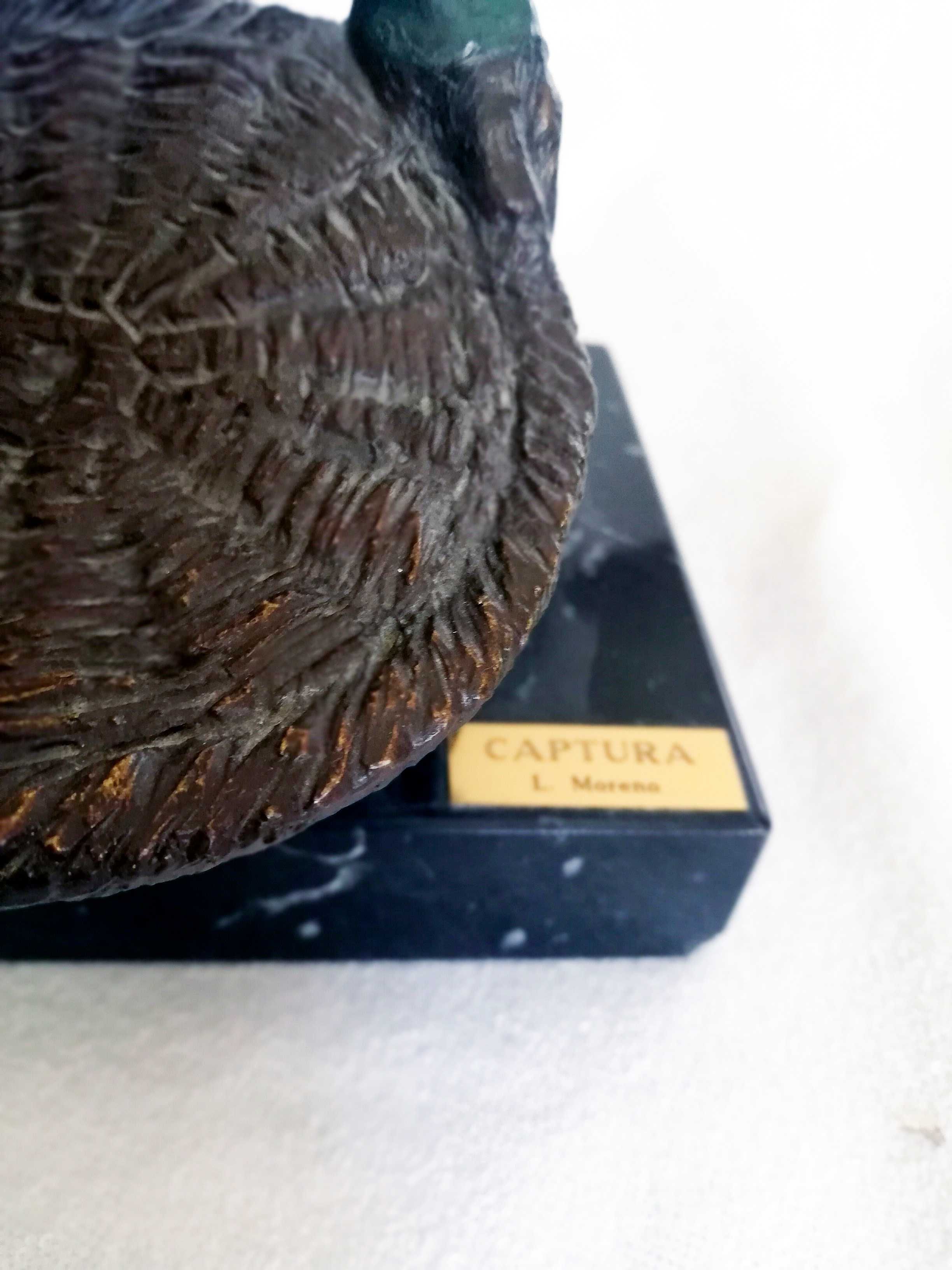 Sculptura bronz - L. Moreno - titlu "Captura" - h-20cm - semnata