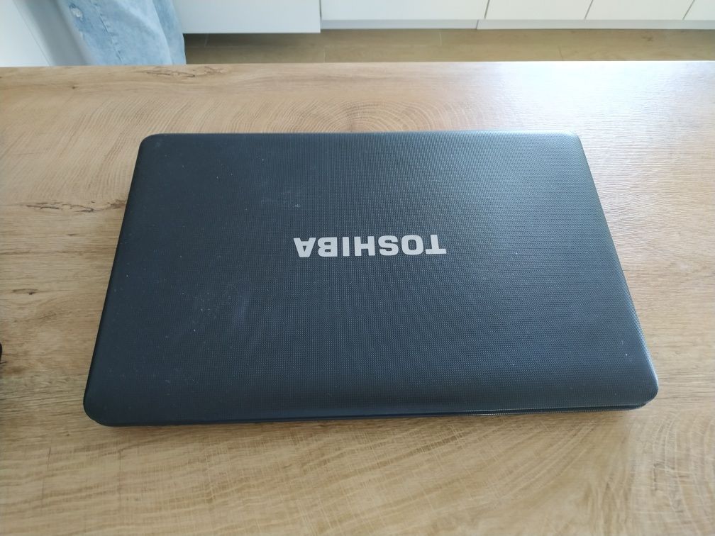 Лаптоп TOSHIBA за части