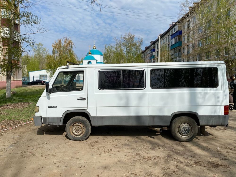 Продаю Mersebes Benz MB-100 в хорошем состоянии