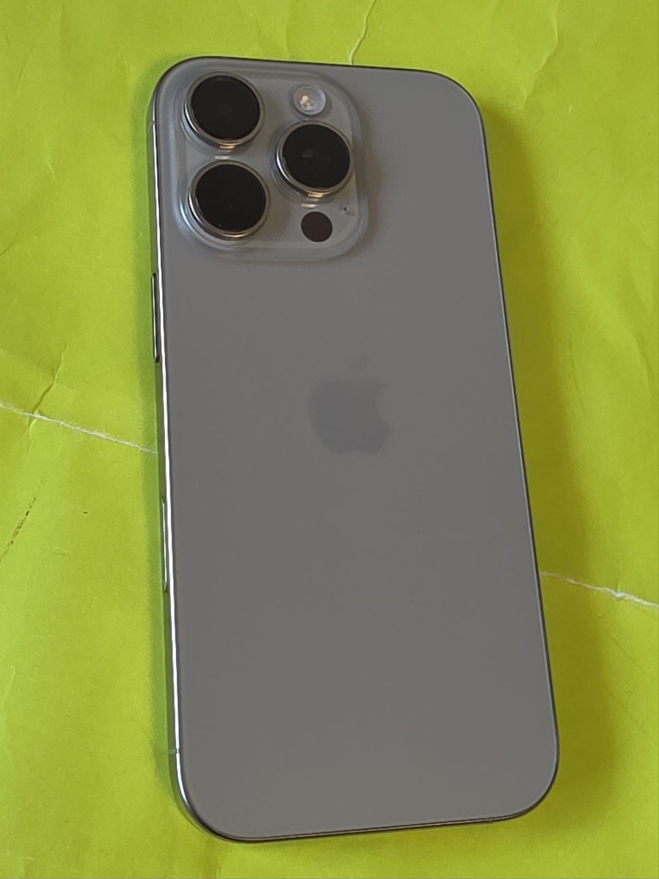 *** 93% КАТО НОВ 1TB iPhone 16 Pro Гаранция от Yettel 3г. до 2027 Natu