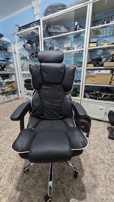 Кресло офисное кожаный