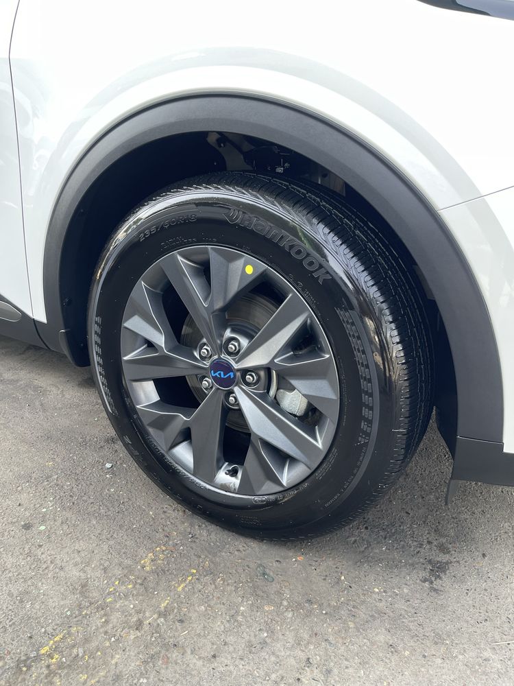 Kia Sportage 2023 yil 2litrli full