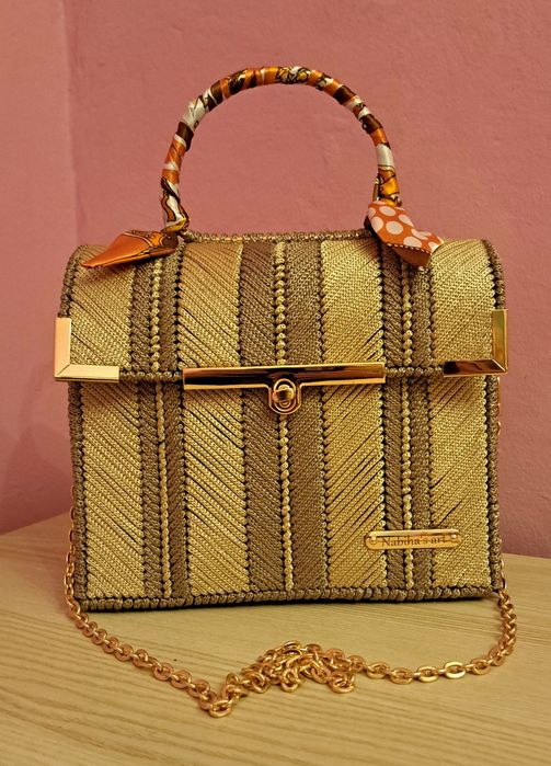 Чанти, ръчно изработени