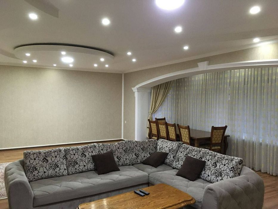 Срочно продаётся банквский дом 205м2 Яккасарой