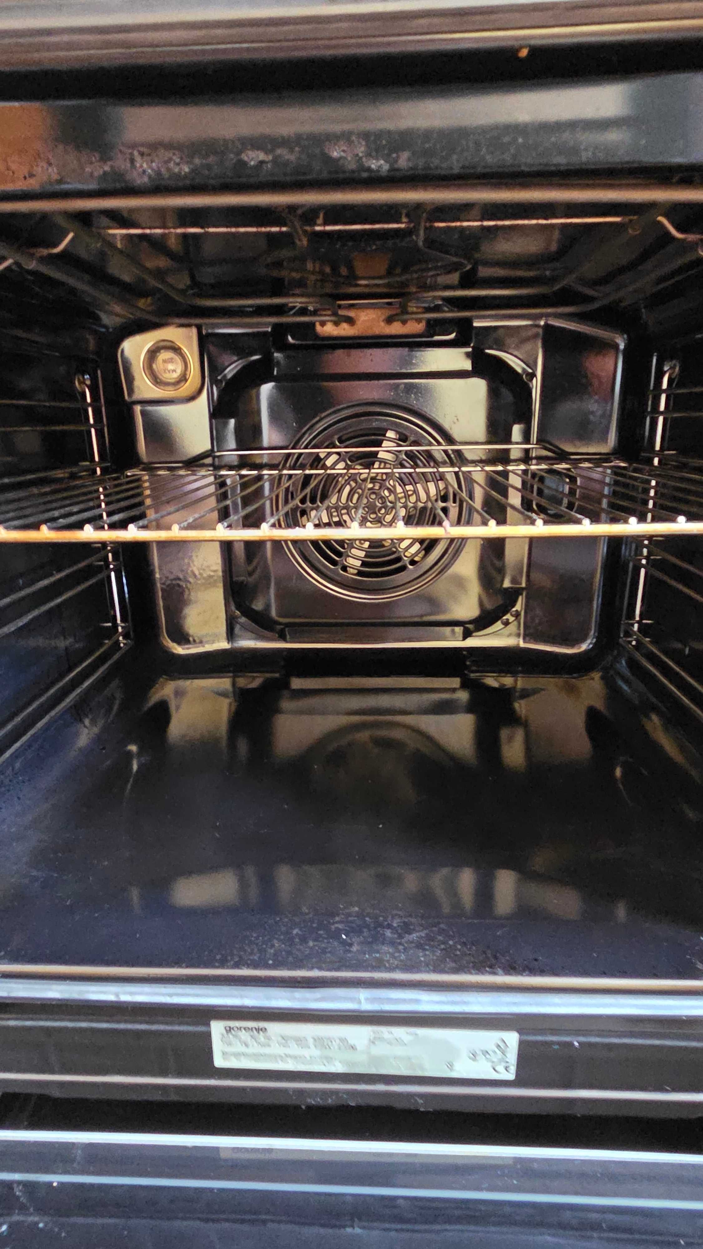 Готварска Печка Gorenje EC67CLI  със стъкло керамичен плот.