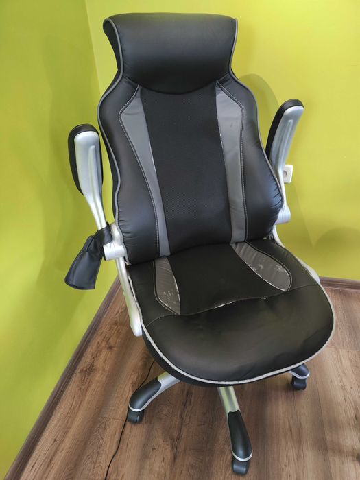 Офис стол с функция масаж