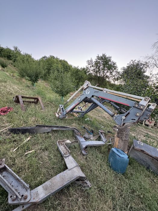 Incarcator frontal faucheux 3000e tractor fiat serie 90 80 100