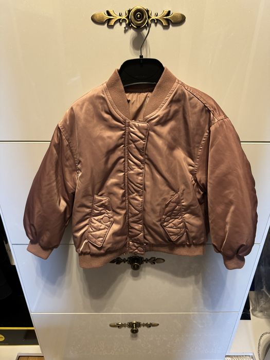 geaca matlasata bomber  toamna primavara zara 104 impecabila