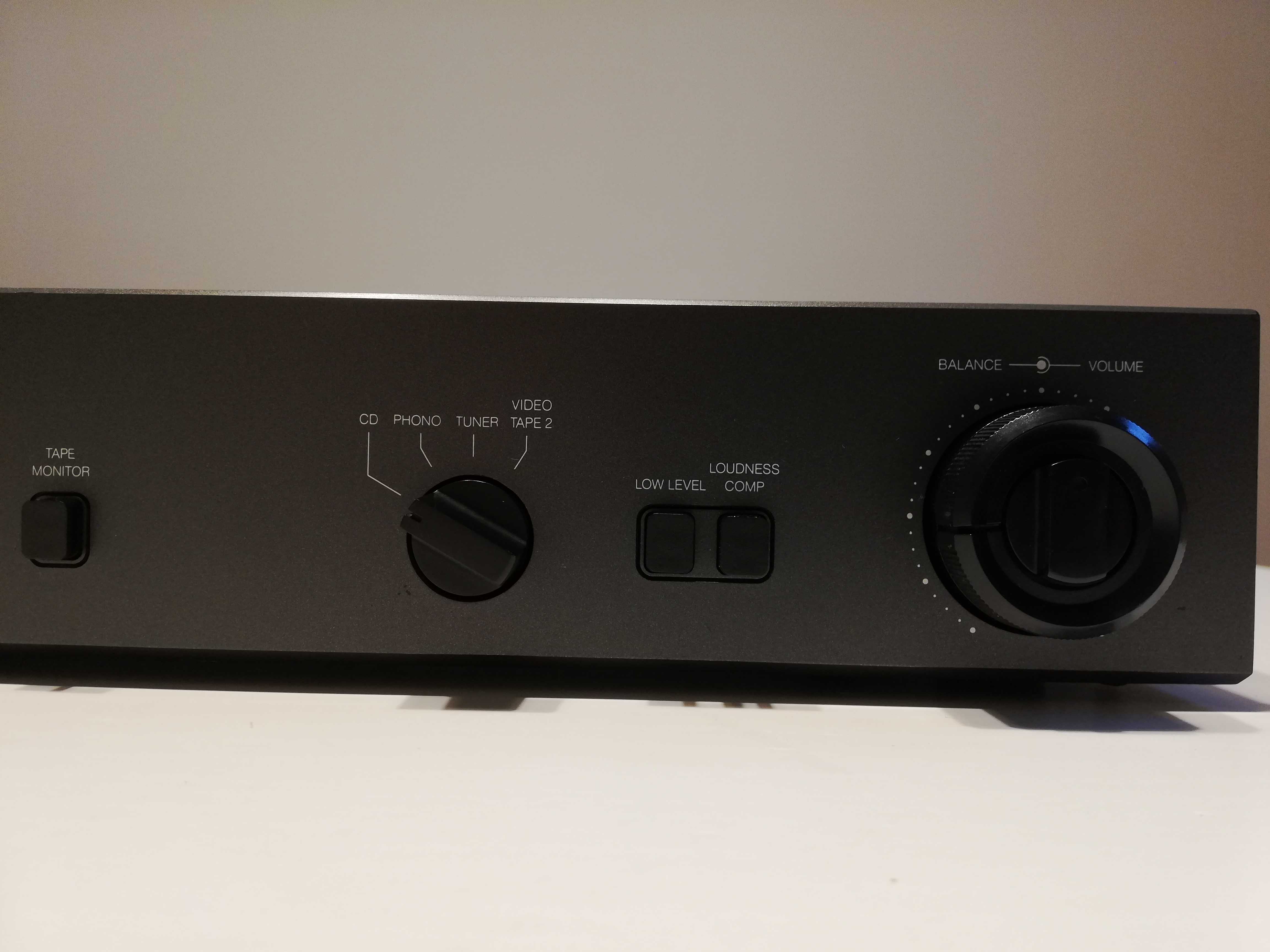 Preamplificator Stereo marca NAD model 1130 - Impecabil/Taiwan