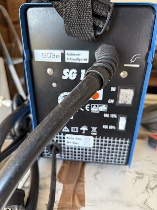 Aparat de sudura cu pistol(sarma)SG 120 A GUDE
