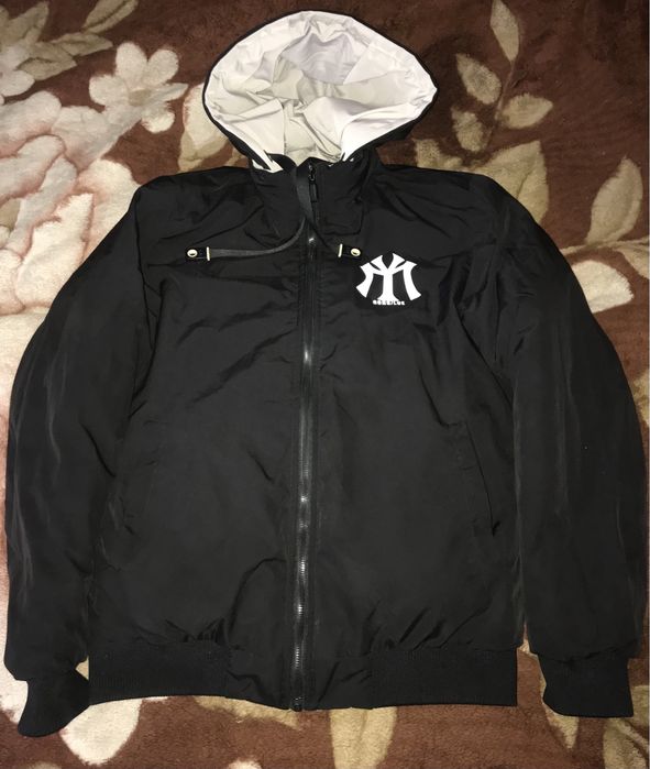 Продам куртку зимнюю