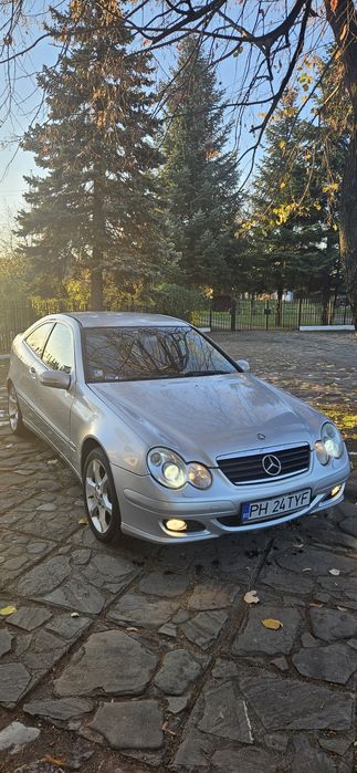Vând  Mercedes benz c 220 CDI din 2007 2.2 diesel pilot automat ac Inc