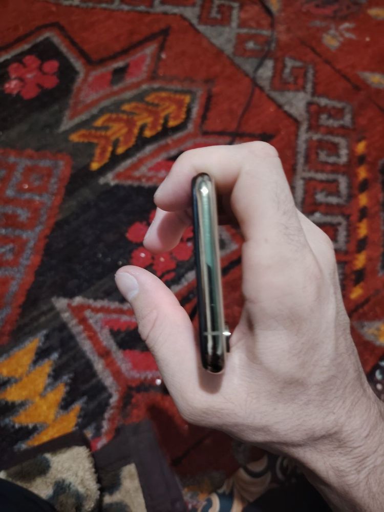 Iphone xs sotiladi