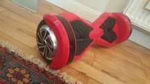 Vând hoverboard  rosu.stare perfecta.cu Bluetooth. Cu telecomanda